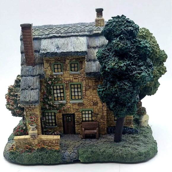 Thomas Kinkade Hawthorne Village Stonebrooke Inn Sculpture #79984 Christmas - Picture 4 of 9
